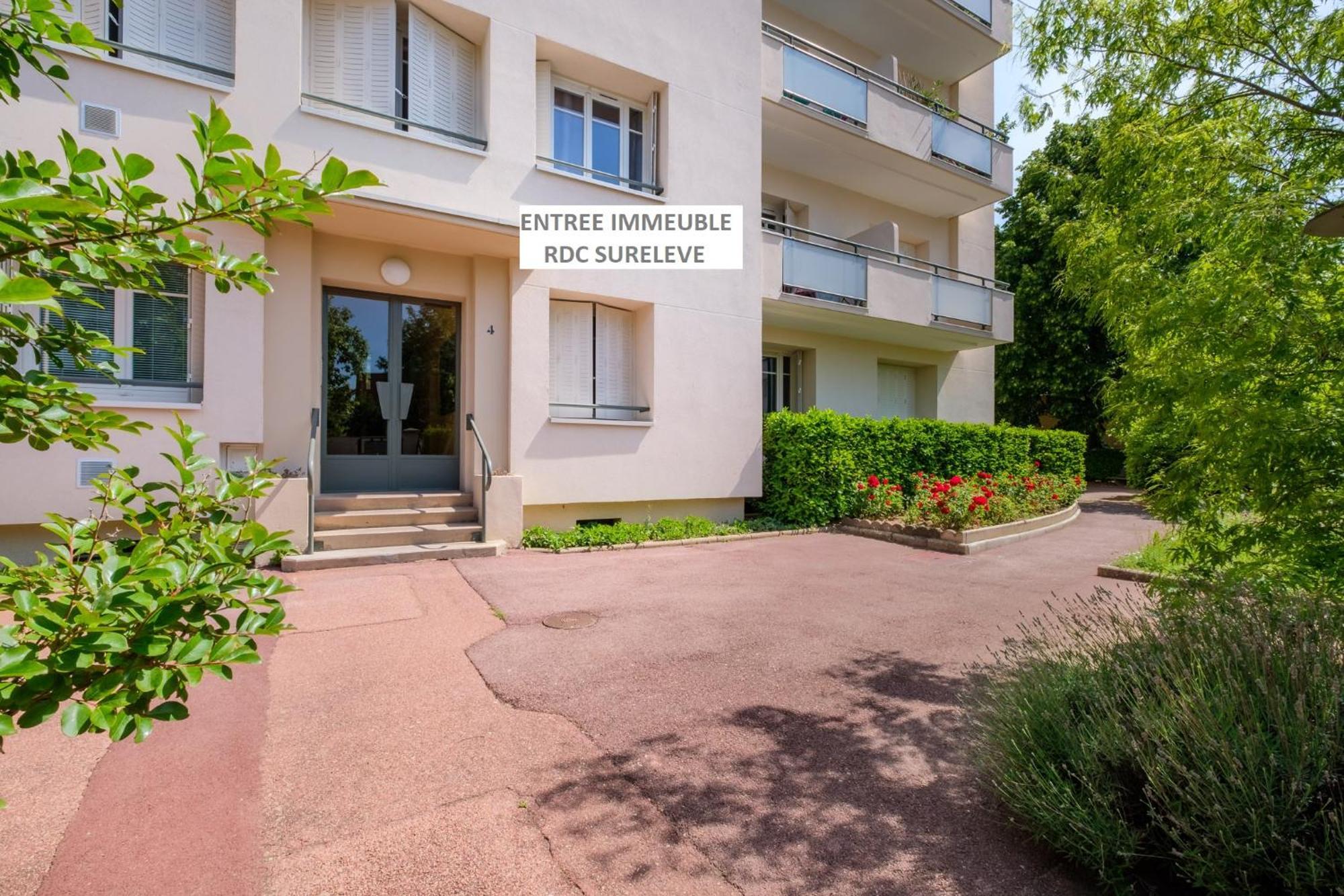 Appart 3 Suites-Chaque Suite Avec Sdo Wc Privatifs - Cuisine Commune Tassin-la-Demi-Lune Luaran gambar